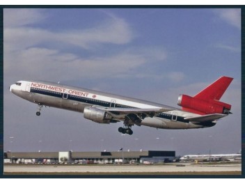 Northwest Orient, DC-10