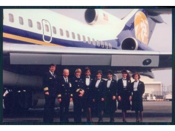MGM Grand Air B.727-190, Crew