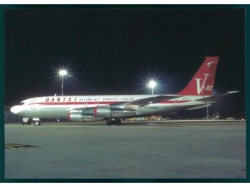 Qantas, B.707