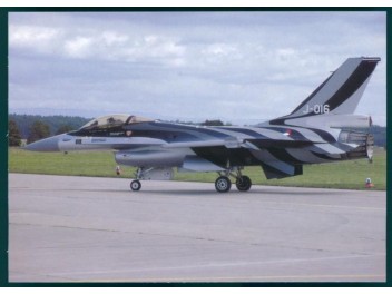 Armée R. tchéque, F-16...