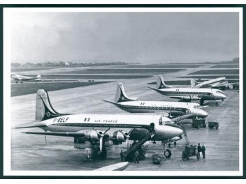 Paris Le Bourget: AF DC-4,...
