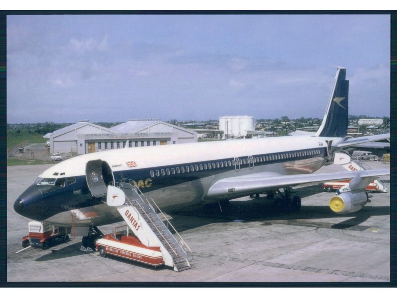 Picture Postcard~ BOAC BOEING 707-436 G-APFC 