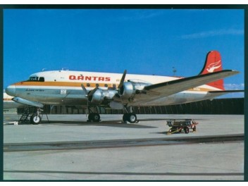 Qantas, DC-4