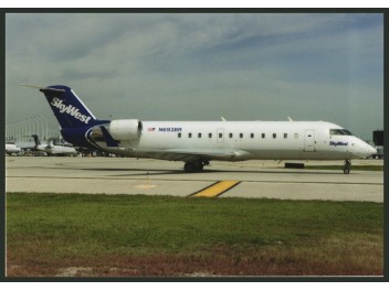 SkyWest Airlines, CRJ 200