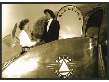 Delta, DC-3, hôtesse de l'air