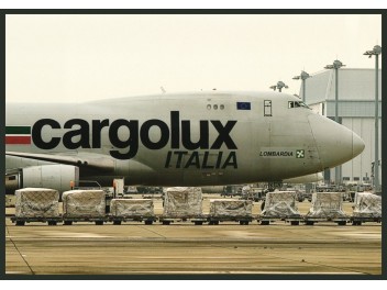 Osaka Kansai: Cargolux...