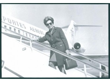 Lisbonne: TAP 727, Amália...