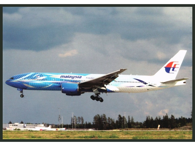 MALAYSIAN AIRLINES  B 777-2H6    9M-MRD 